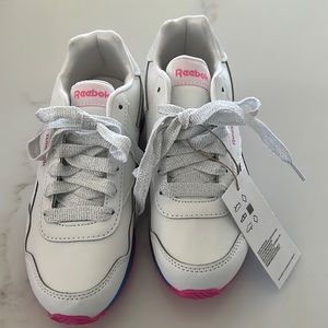 NWT Reebok sneakers